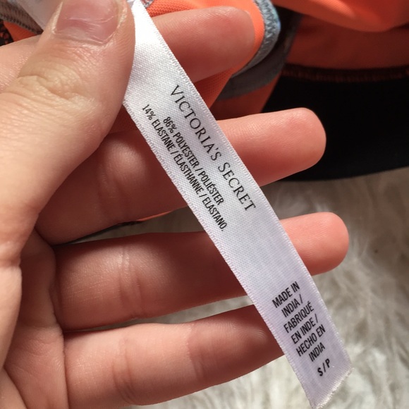 VICTORIAS SECRET SPORTS BRA - Picture 4 of 4